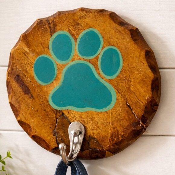 🐾 Wooden Wall Hook with Teal Paw Print 🐾 - Picture 2 of 4